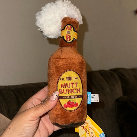Bark Box Mutt Bunch Hard Cider Dog Toy Medium squeaker crinkle Fall New Pet Gift - Picture 1 of 3